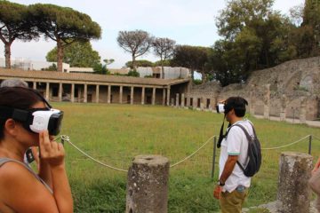 Фото Экскурсия в очках виртуальной реальности Помпеи Квадрипортик